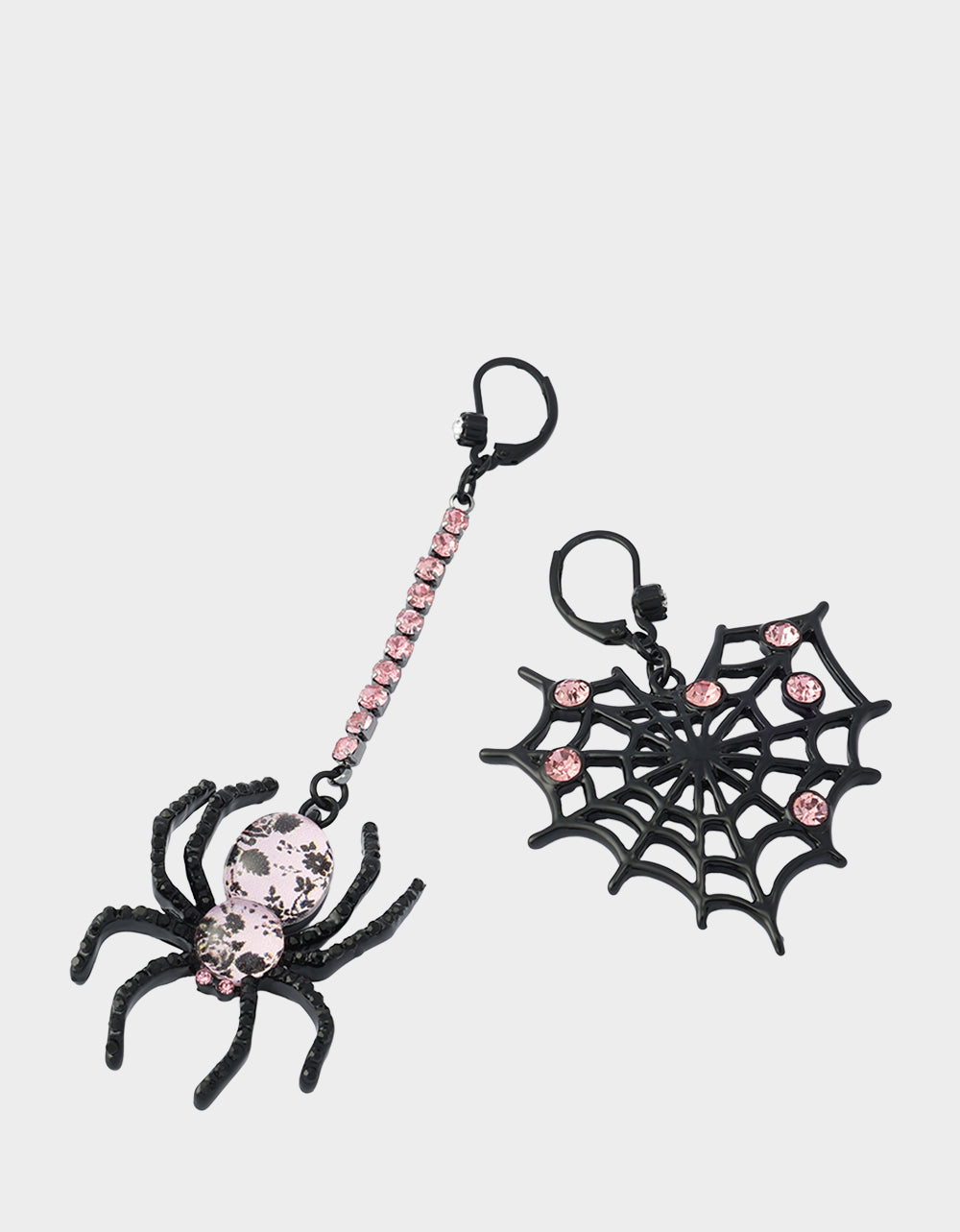 MISMATCH SPIDER WEB LEVERBACK EARRING BLACK - Image 3