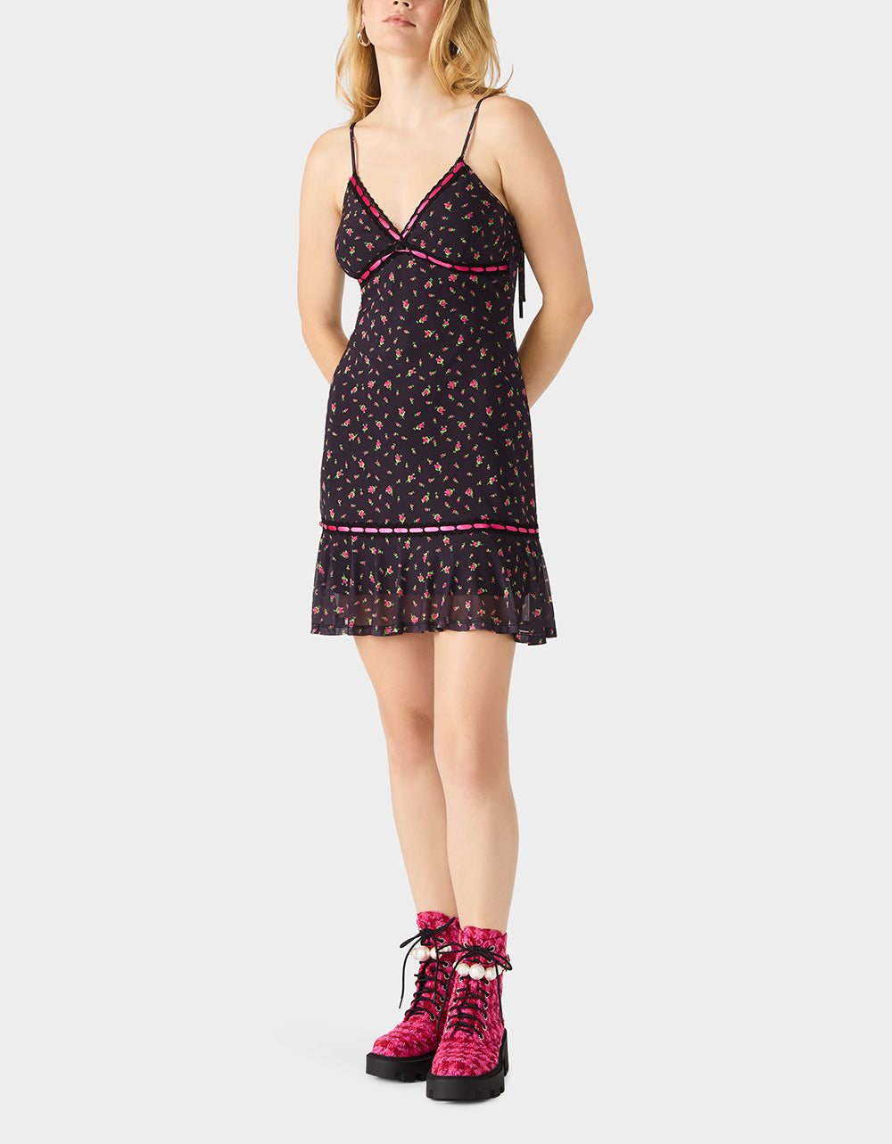 BETSEY's ARCHIVE ROSEBUD SLIP DRESS BLACK - Image 4